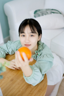 内衣比基尼美女图片
